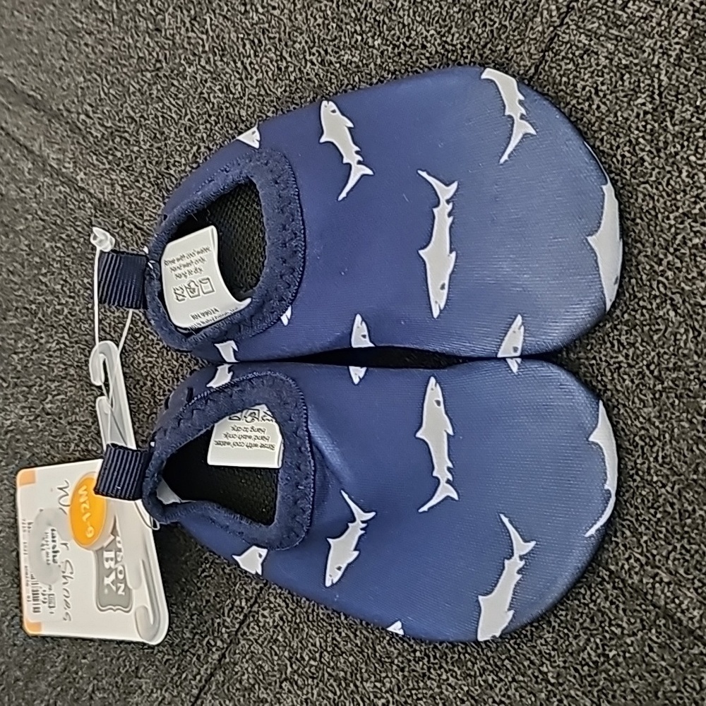 ❤️HUDSON BABY Shark Water Shoes 6-12 Months